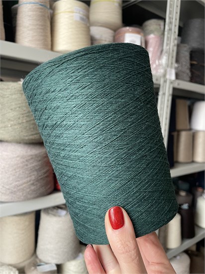 VELOX New Mill 10% Кашемир 25% Полиамид 40% Шерсть  25% вискоза 1/1450 (1450м/100) зелёный BOT_4525