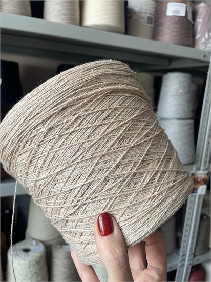 Dogaressa бурет 100% шелк 500м/100 песочный 1C_00-00001611