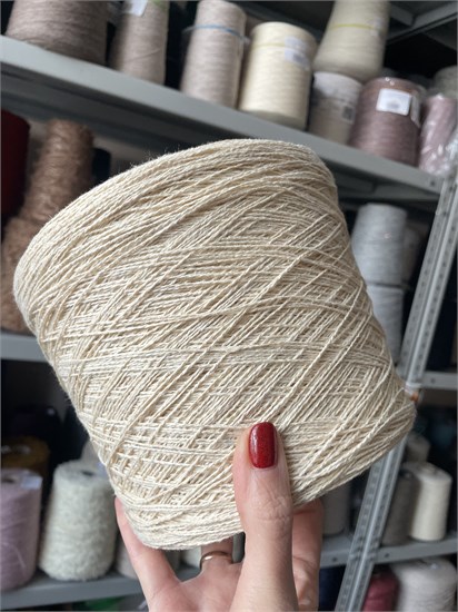 Dogaressa бурет экрю 100% шелк 500м/100 1C_00-00001610