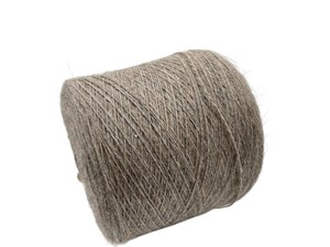 {{photo.Alt || photo.Description || 'Yak Royal 60% Baby Yak 40% Baby Alpaca 320m/100'}}