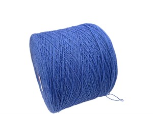 {{photo.Alt || photo.Description || 'Синяя пряжа на бобинах Cashmere Tricot Filati кашемир (100%)'}}