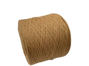 {{photo.Alt || photo.Description || 'Бежевая бобинная пряжа Cashmere Tricot Filati кашемир (100%)'}}