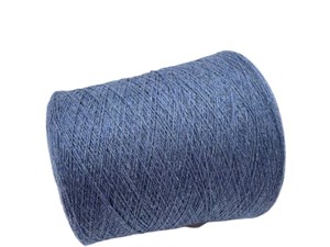 {{photo.Alt || photo.Description || 'Синяя бобинная пряжа Cashmere Cariaggi кашемир (100%)'}}