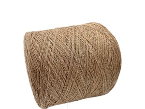 {{photo.Alt || photo.Description || 'Бежевая бобинная пряжа Capri Lana Grossa меринос (50%) шелк (30%) лен (20%)'}}