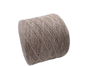 {{photo.Alt || photo.Description || 'Серо-коричневая пряжа на бобинах Antilope Profilo меринос (70%) ангора (20%) кашемир (10%)'}}