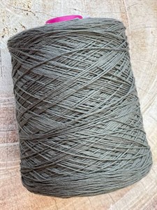 {{photo.Alt || photo.Description || 'Серая бобинная пряжа Cotone Zegna Baruffa хлопок (100)'}}