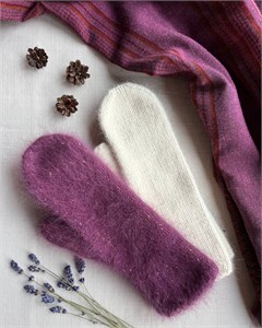 {{photo.Alt || photo.Description || 'Варежки с ангорой 80% Tweed на заказ'}}