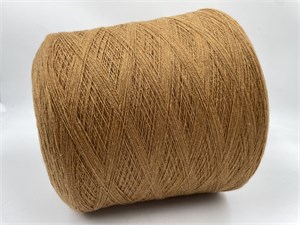 {{photo.Alt || photo.Description || 'Золотистый кемел бобинная пряжа Loro Piana 2/27 кашемир (100%) 1350м/100'}}
