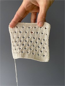 {{photo.Alt || photo.Description || 'Seta 100% шелк 800м/100 гр бьянко'}}