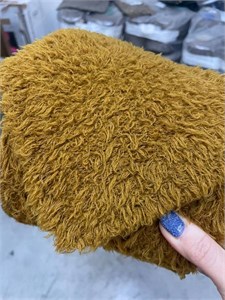 {{photo.Alt || photo.Description || 'TAGLIATINO 2300 90%Меринос 10%Шелк 230м/100г желтый'}}