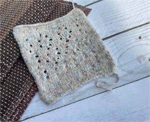 {{photo.Alt || photo.Description || 'Chantecler soft Меринос 53%, шёлк 24%, лён 23% 420м/100 Меланж'}}