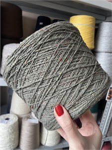 {{photo.Alt || photo.Description || '112 TWEEDWOOL 70меринос 30шелк верде 350м/100'}}