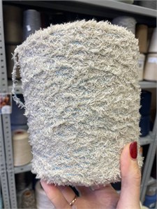 {{photo.Alt || photo.Description || 'Бобинная пряжа Pelliccetta Cashmere Pura Lana кашемир (80%) па (20%) беж/голубой'}}