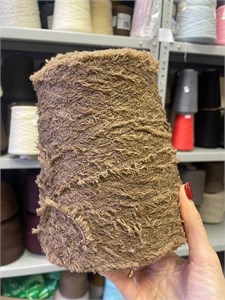 {{photo.Alt || photo.Description || 'Бежевая бобинная пряжа Pelliccetta Cashmere Pura Lana кашемир (82%) па (18%)'}}