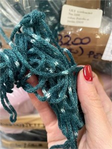 {{photo.Alt || photo.Description || 'Lilly 50% меринос 38% па 12% Ангора 320 Зелёный'}}