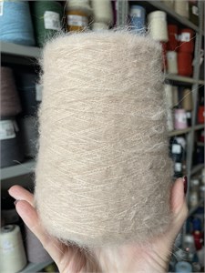 {{photo.Alt || photo.Description || 'CAROLINA 25% Альпака 45% Меринос 30% Акрил 900м/100г Кремовый'}}