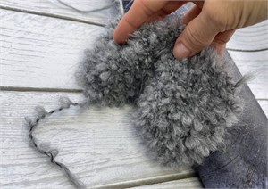 {{photo.Alt || photo.Description || 'Romeo 60% беби альпака 33% меринос 7 нейлон 150м/100г Серый меланж'}}